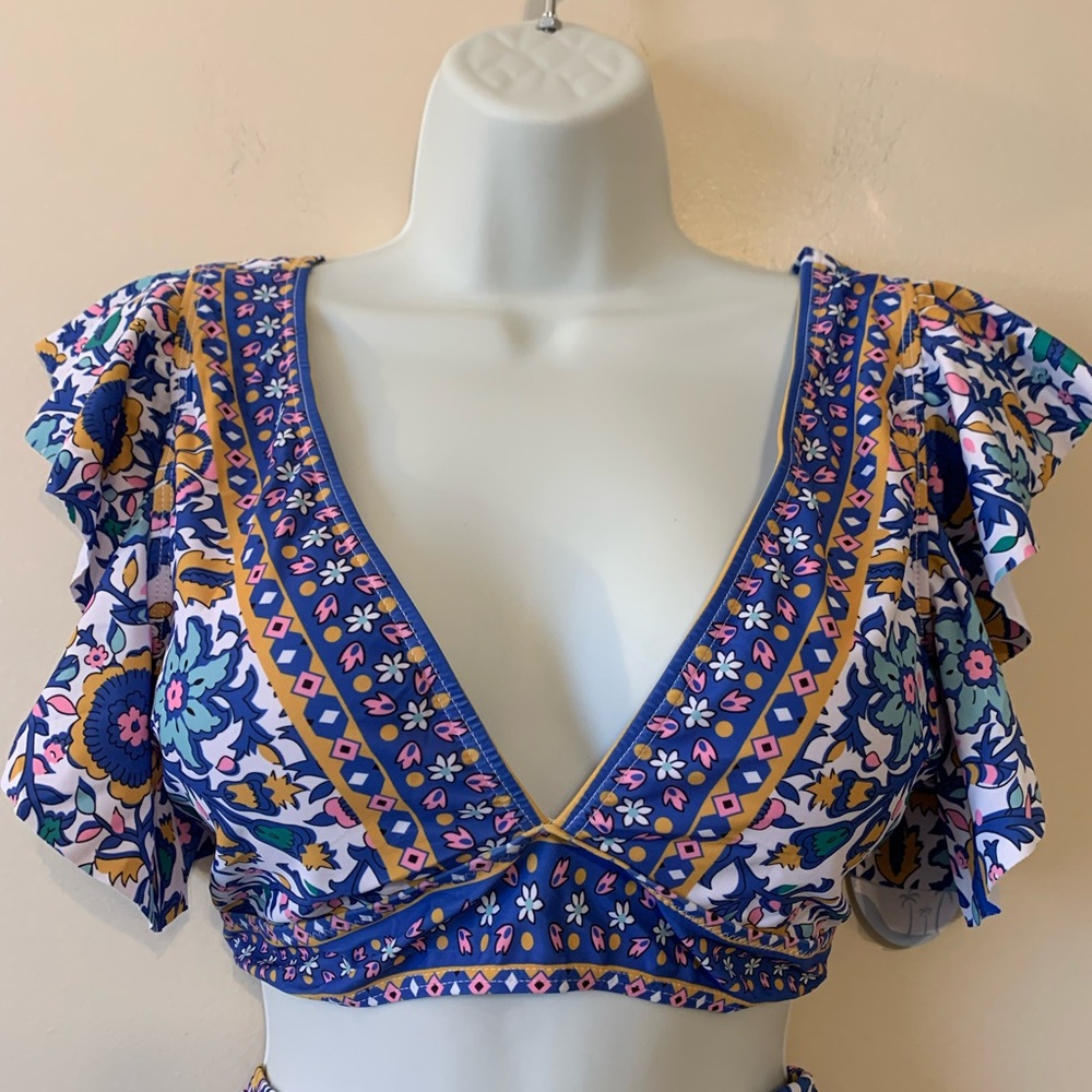 Boho Floral Ruffle Bikini Set - Picture 3 of 10